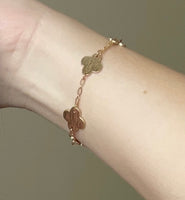 Gold Worn Clover Gold Chain Bracelet