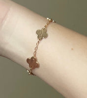 Gold Worn Clover Gold Chain Bracelet