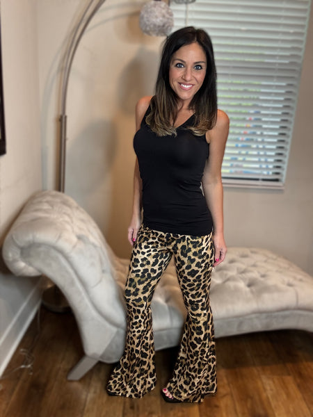 🚨NEW ARRIVAL🚨 The Francesca, Leopard Super Flare Leggings